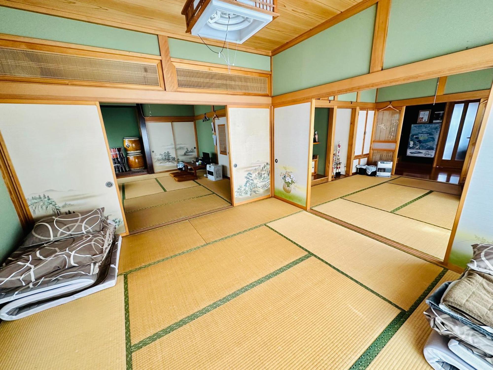 青森伝統芸能を楽しめる繭子の宿 Hačinohe Exteriér fotografie