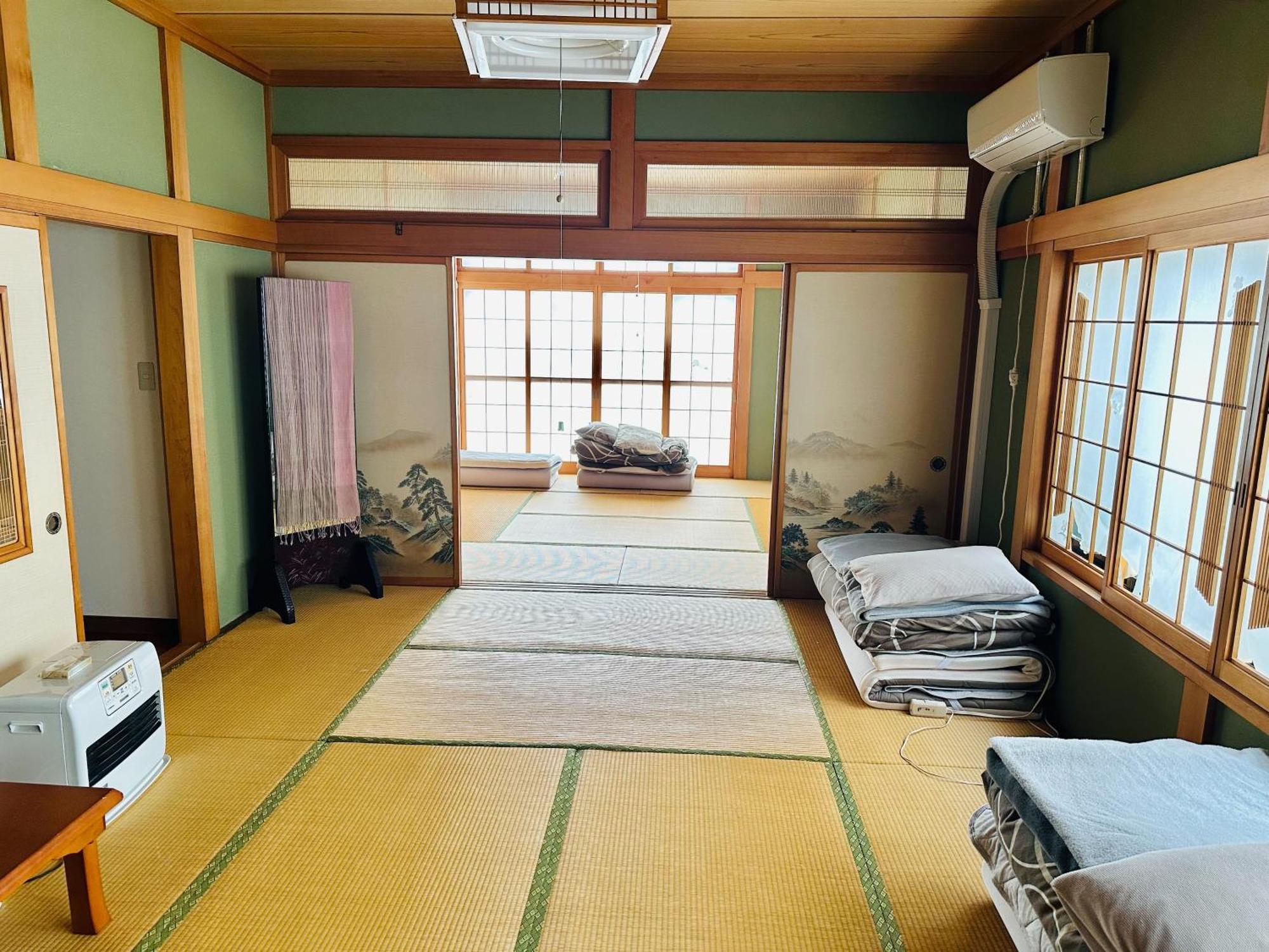 青森伝統芸能を楽しめる繭子の宿 Hačinohe Exteriér fotografie